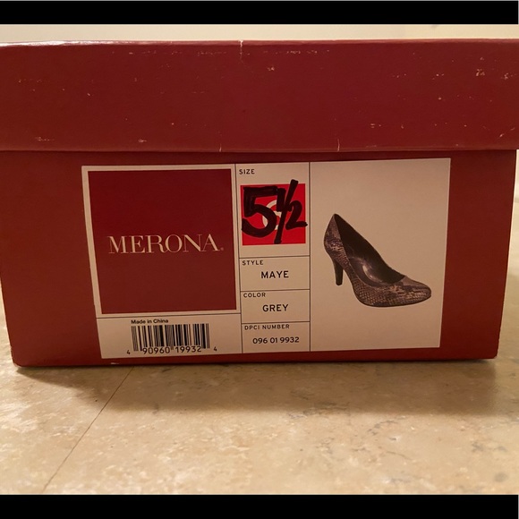 Snakeskin heels - Picture 15 of 15